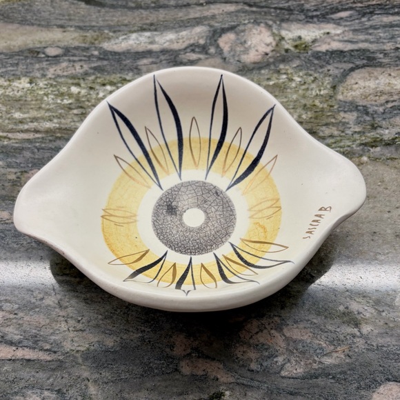 Sascha Brastoff Trinket Dish - Picture 3 of 10
